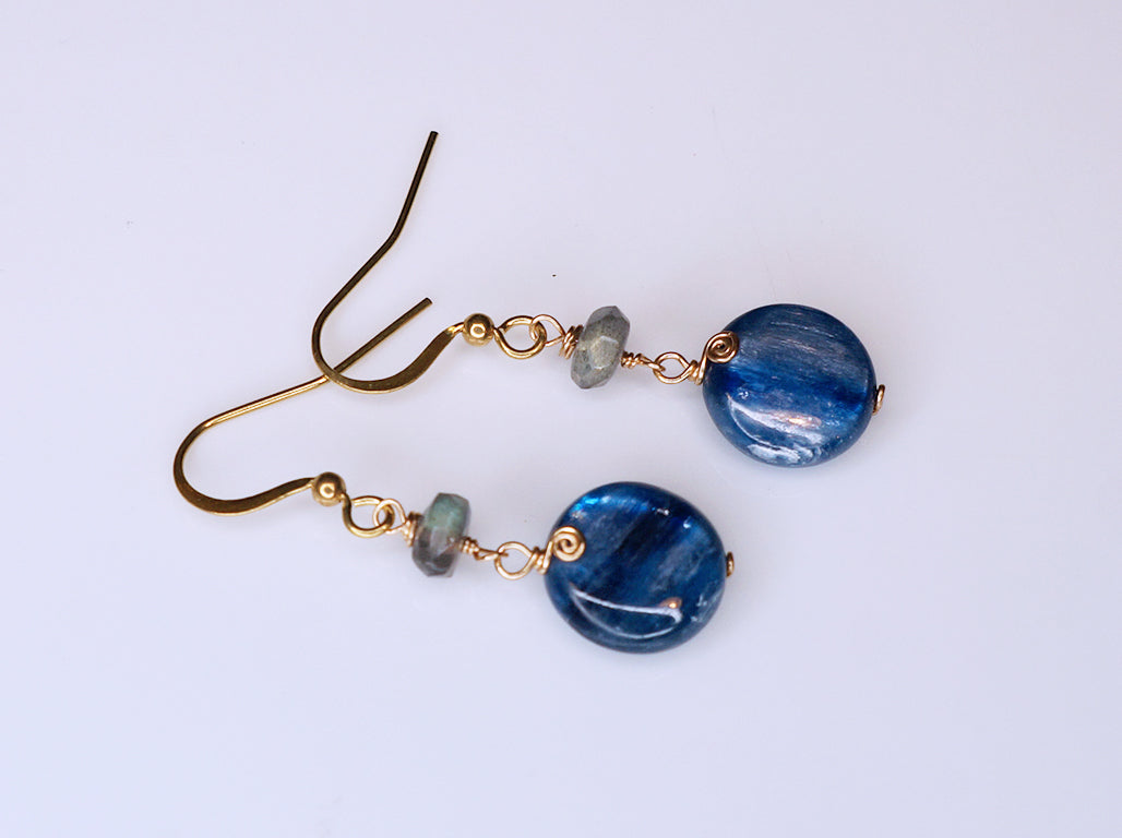 古典優雅 藍晶石造型耳環