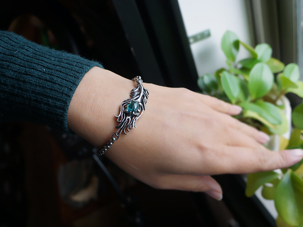 Tourmaline|富貴孔雀羽毛 藍綠漸層色碧璽 純銀手環 E031901