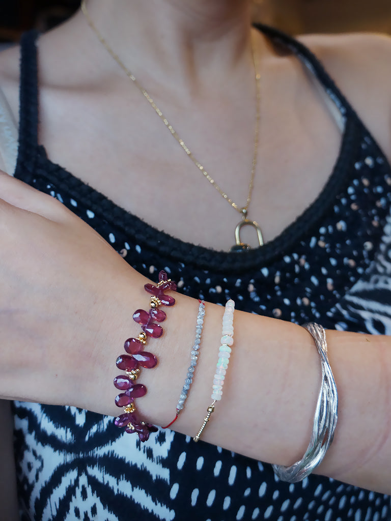 紅酒之心|石榴石水滴優雅手鍊