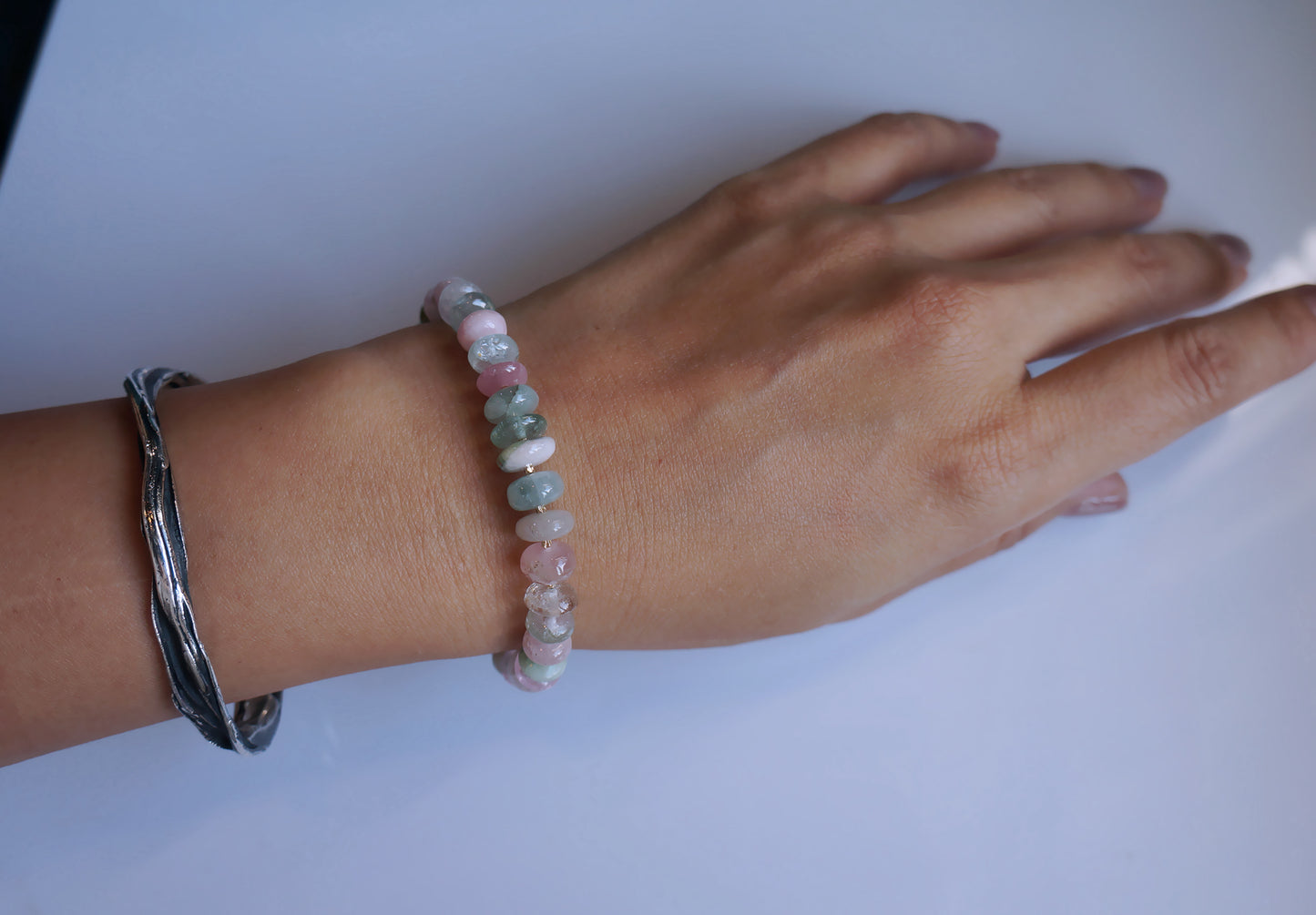 清新優雅|阿富汗彩碧璽塔珠手鍊 E101602