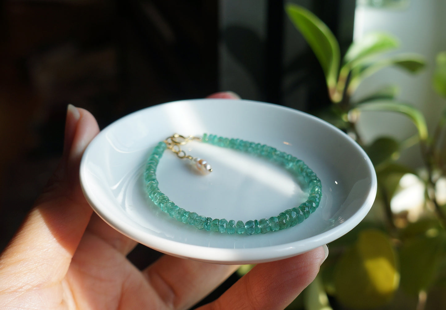 2025年終特價|尚比亞祖母綠細切手鏈 E112401