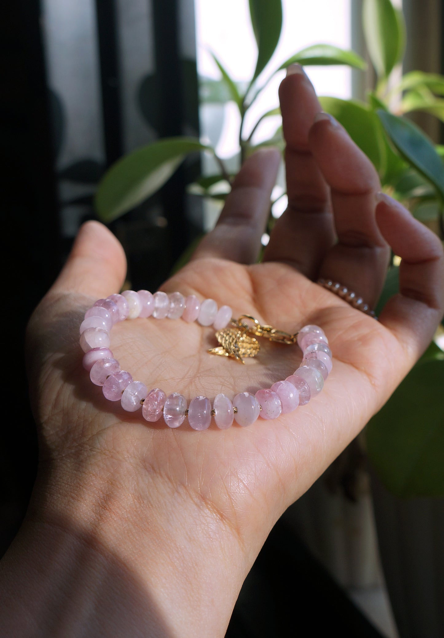 清新優雅|阿富汗粉碧璽塔珠手鍊 E121702