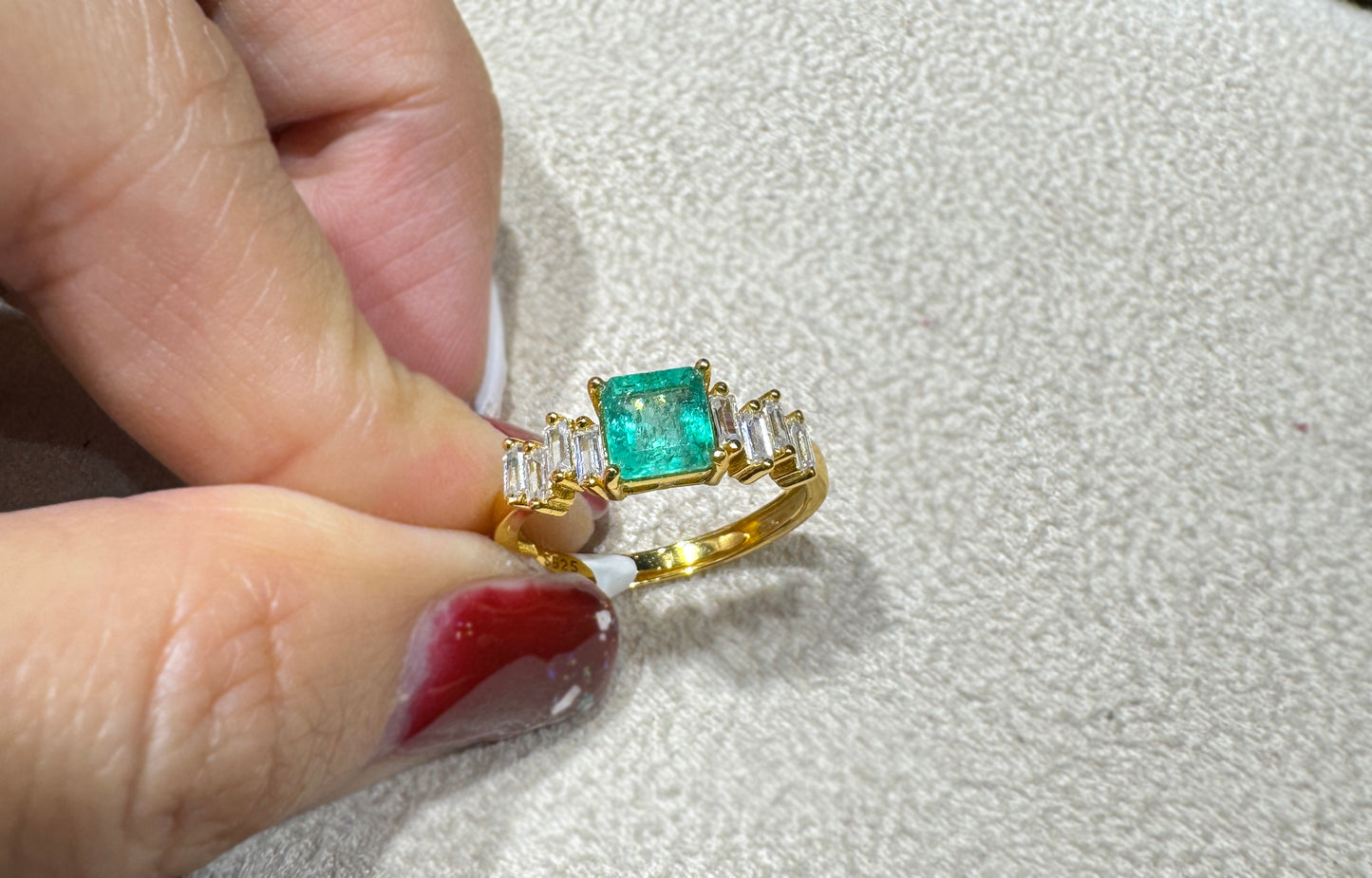 輕珠寶系列|哥倫比亞祖母綠 S925銀戒 C