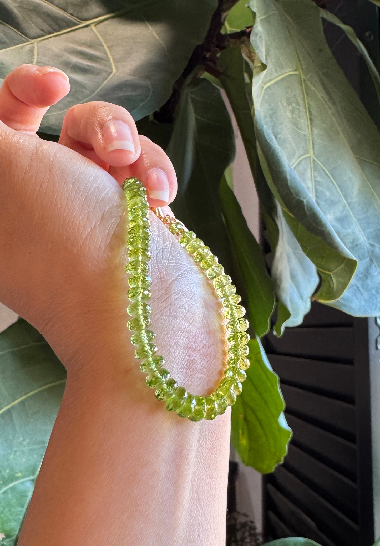 高品質 橄欖石閃亮切面手環 E102201