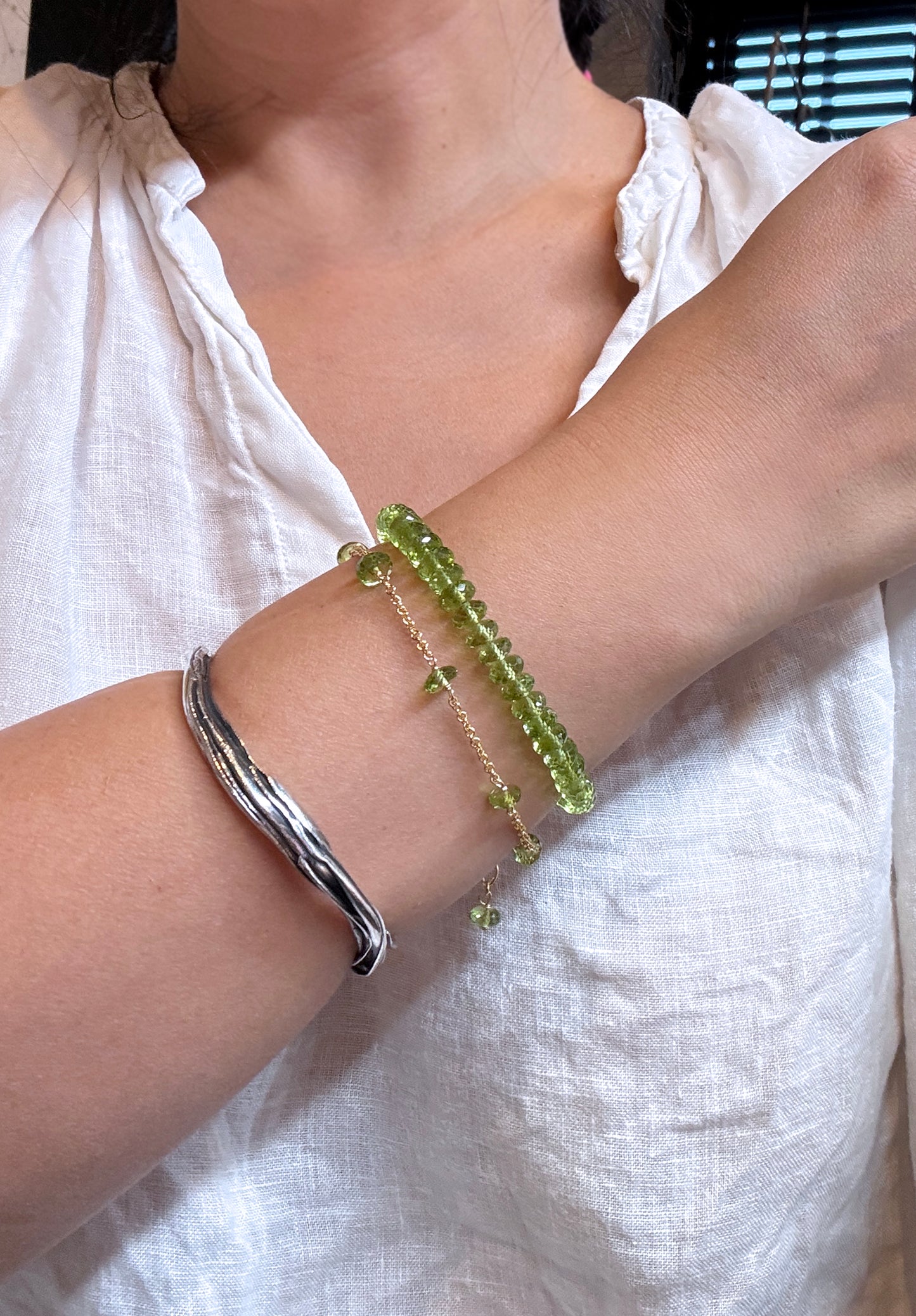 高品質 橄欖石閃亮切面手環 E102201
