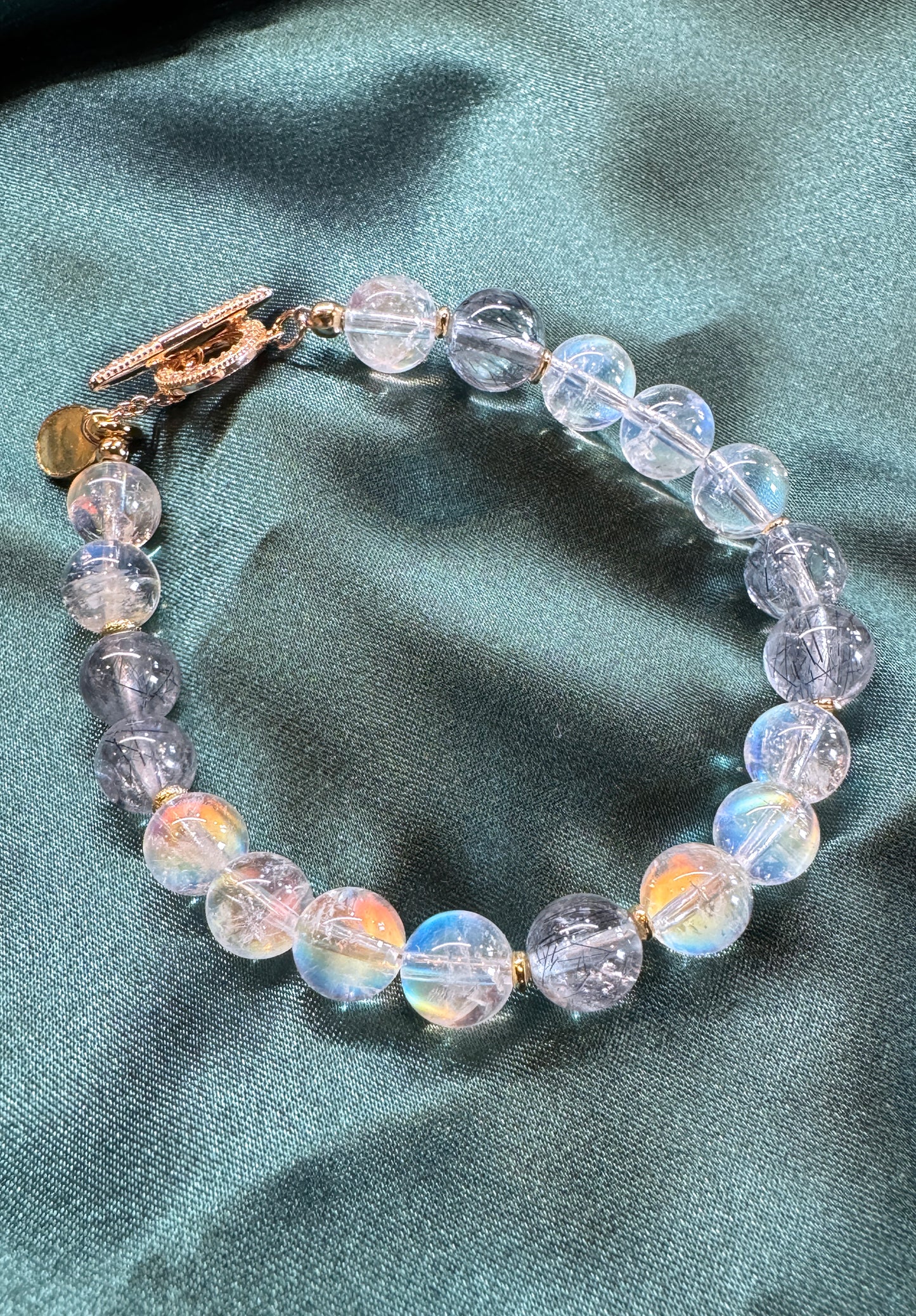 馬島月光 × 藍鋼絲水晶|靜謐月光的優雅共舞