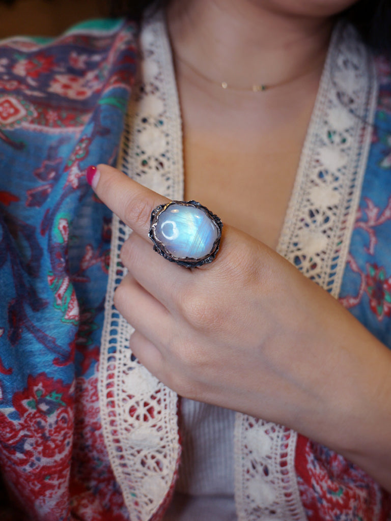 自然流動力|藍暈月光石戒指