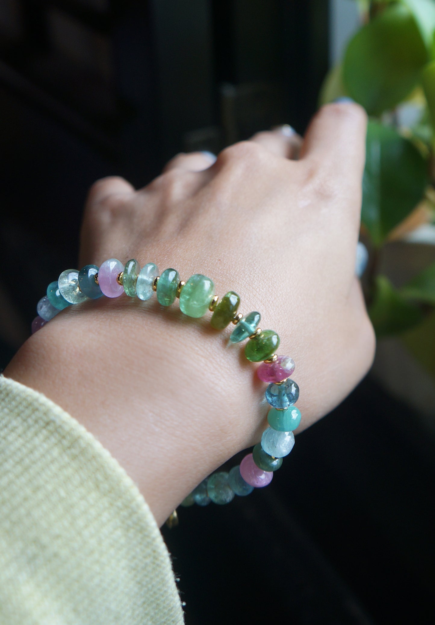 靜謐深邃｜阿富汗深藍綠碧璽塔珠手鍊 C040803