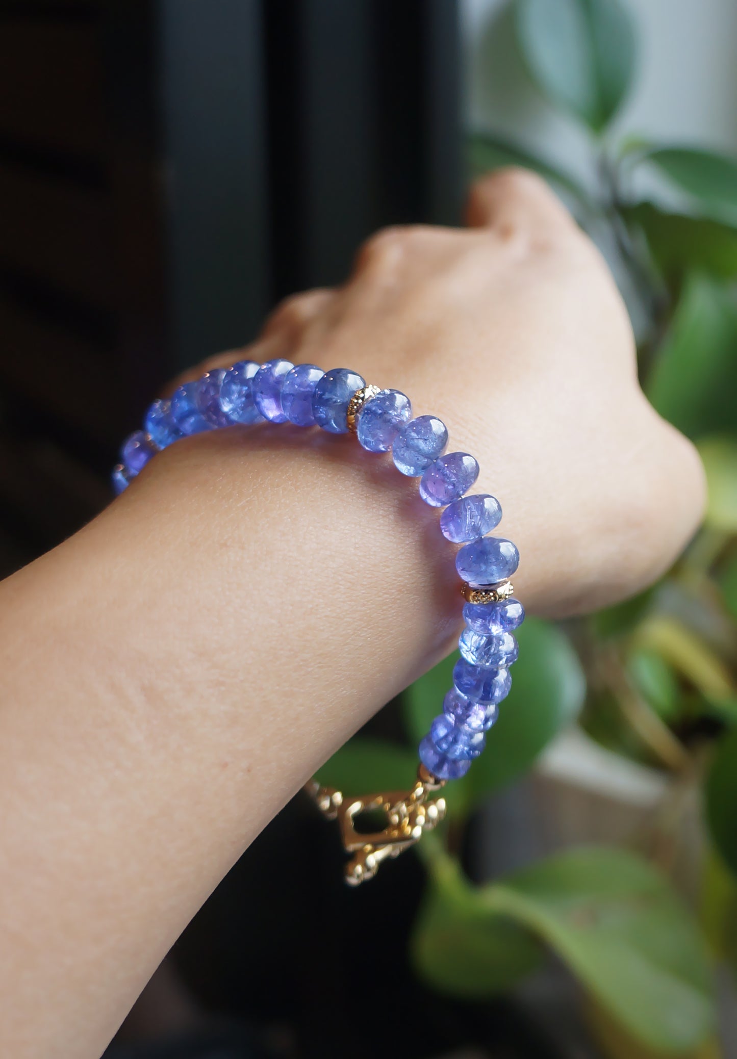 TANZANITE｜丹泉石塔珠手鍊 C052003