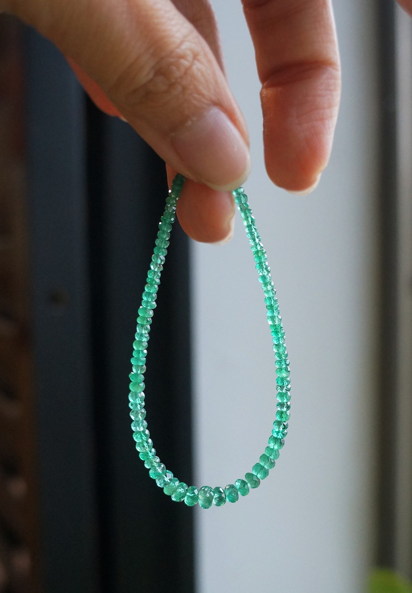 高品質｜哥倫比亞祖母綠細切手鏈 E111804