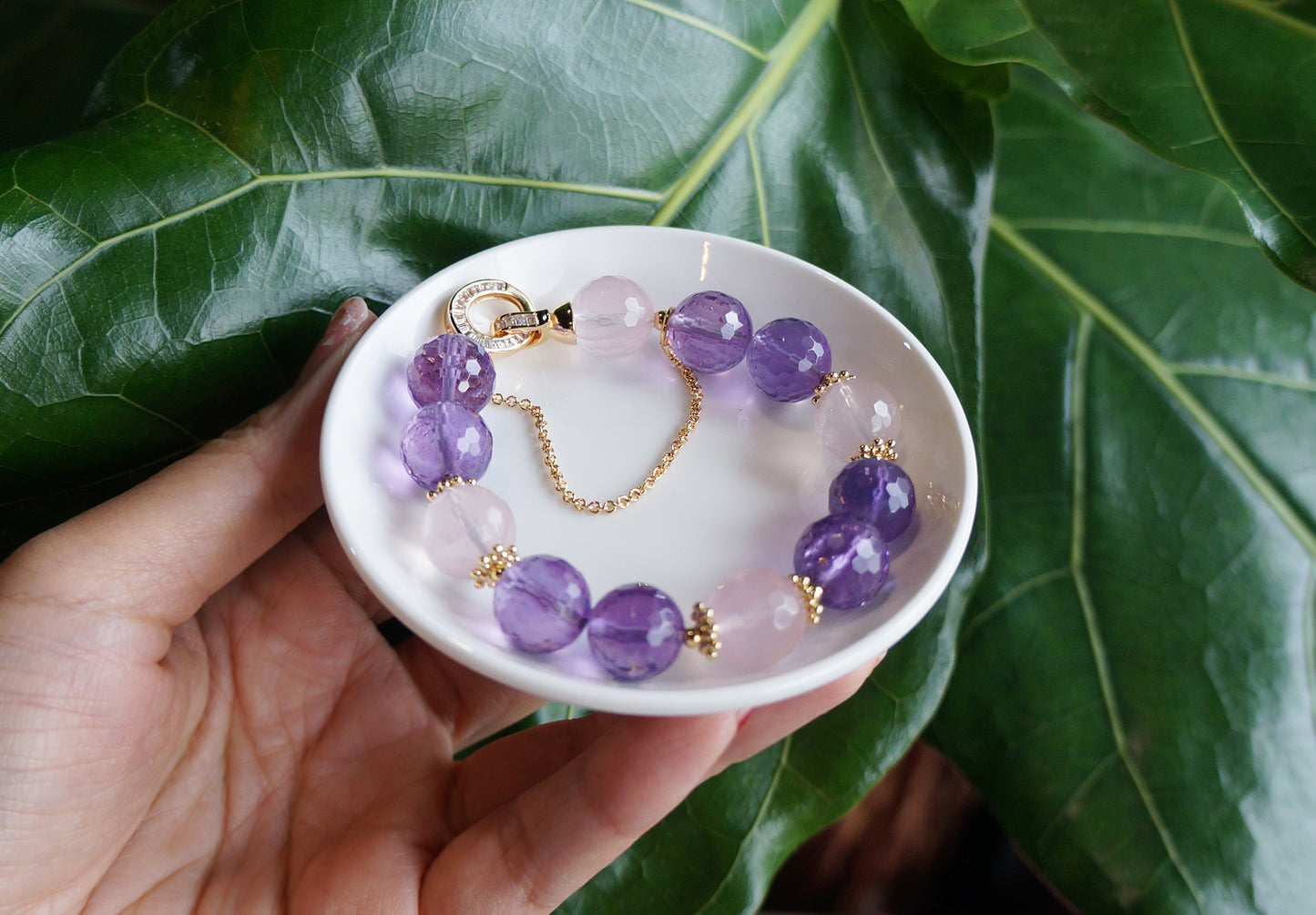 Amethyst ｜紫水晶閃亮切面圓手珠