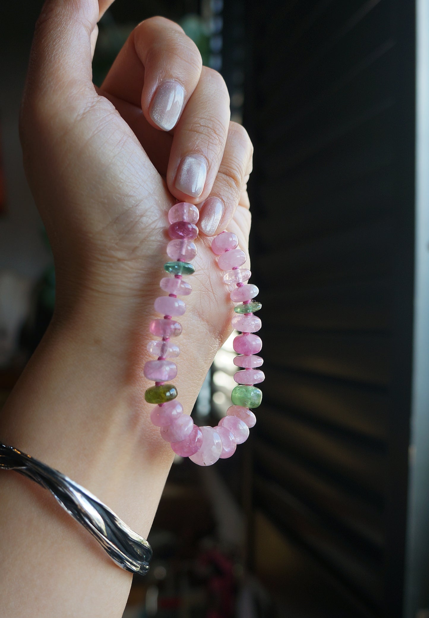 清新優雅｜阿富汗粉碧塔珠手鍊 E101603