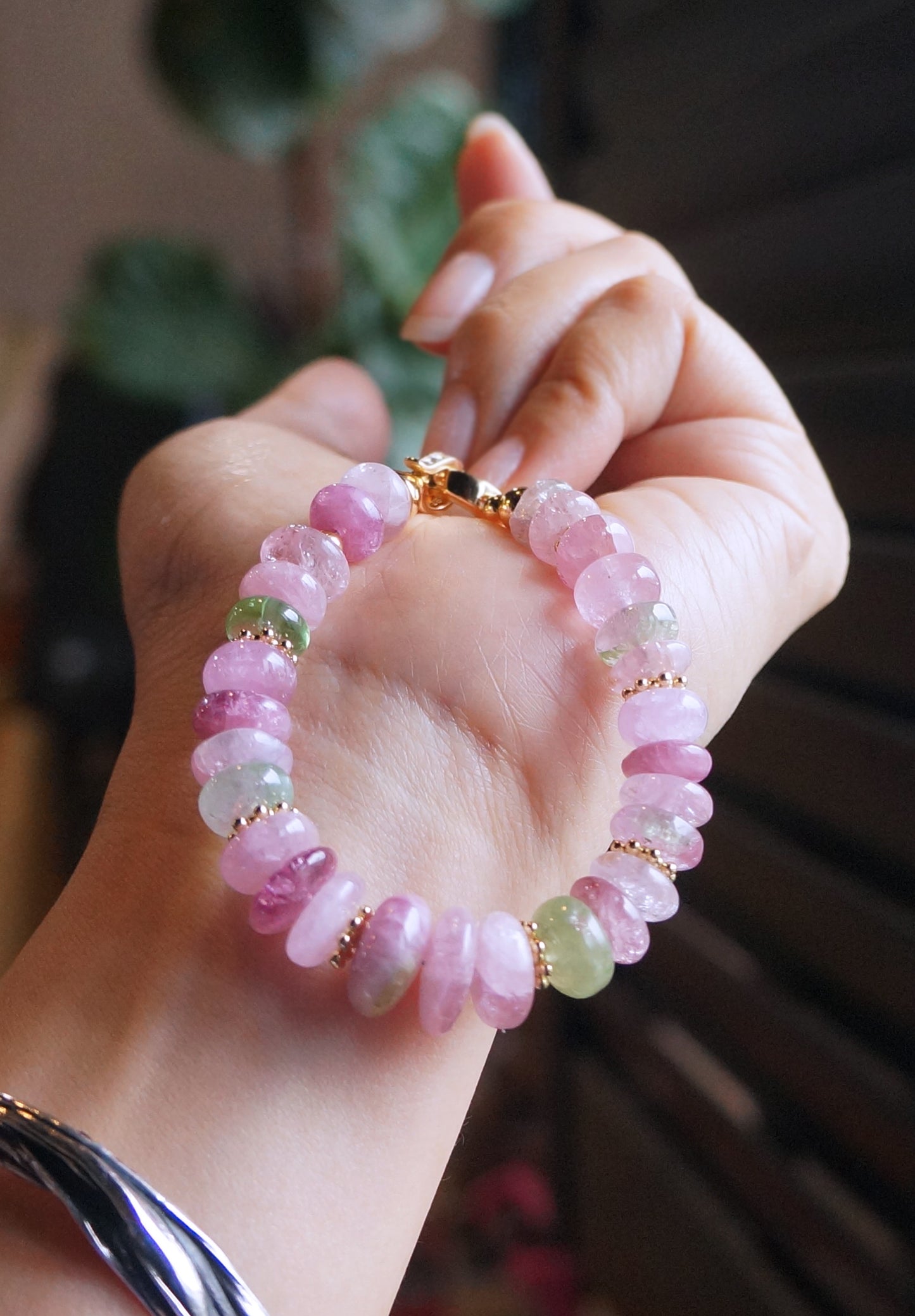 清新優雅｜阿富汗粉碧塔珠手鍊 E101605