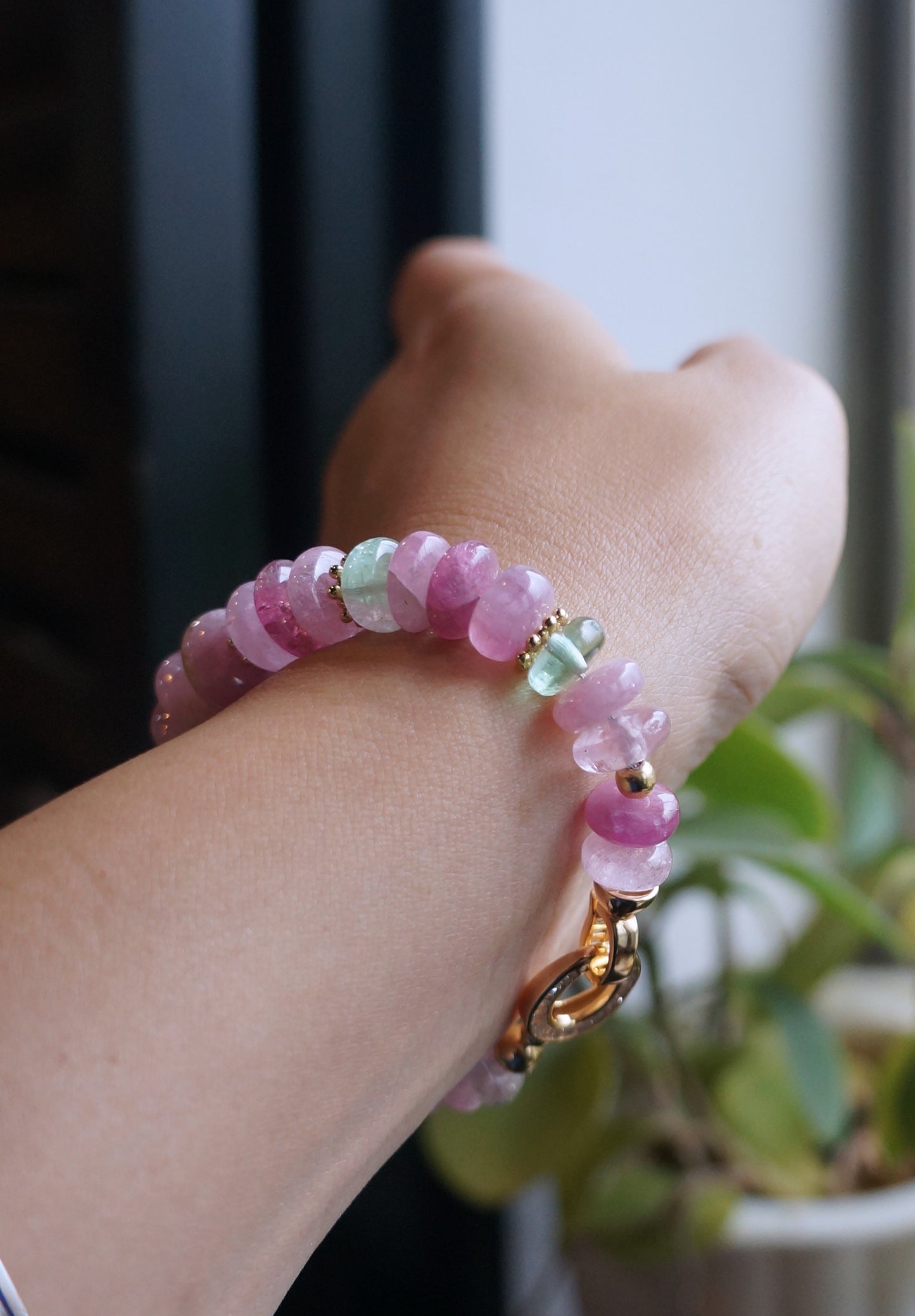 清新優雅｜阿富汗粉碧塔珠手鍊 E101605