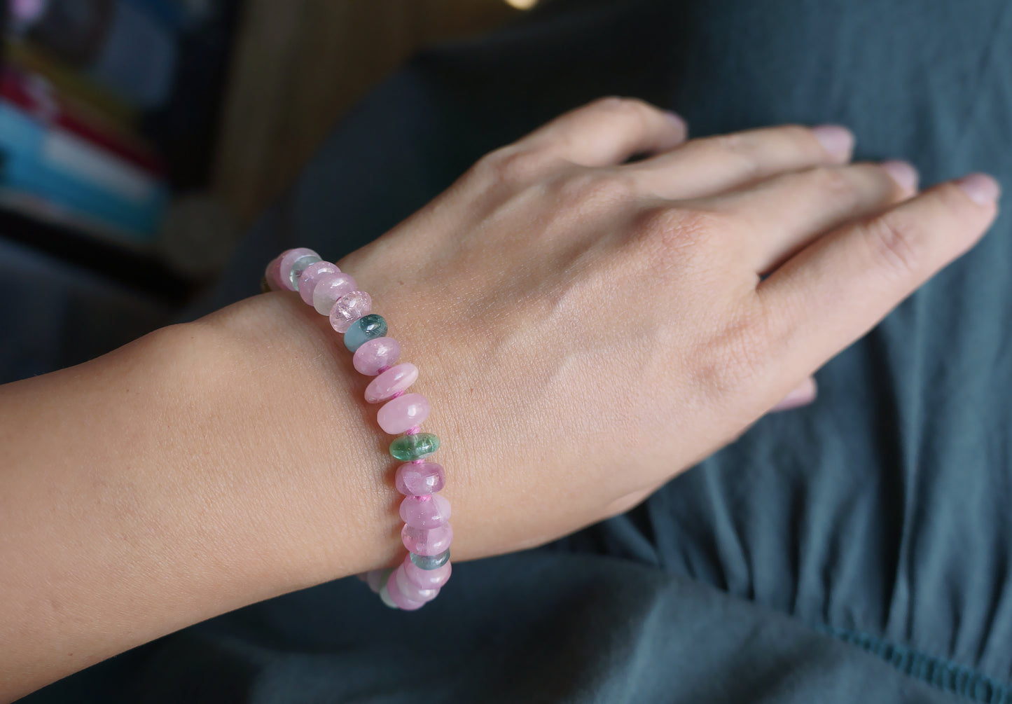 粉嫩優雅｜阿富汗粉碧塔珠手鍊 E101608