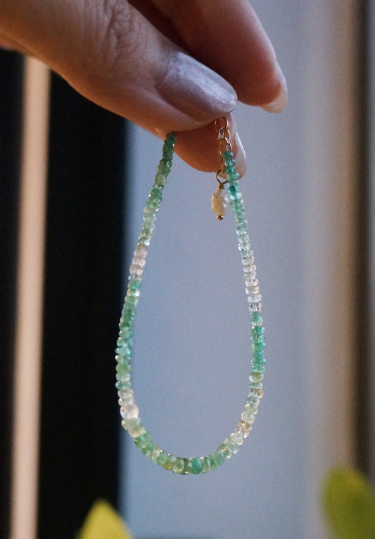EMERALD｜漸層色 祖母綠細切手鏈 E111403