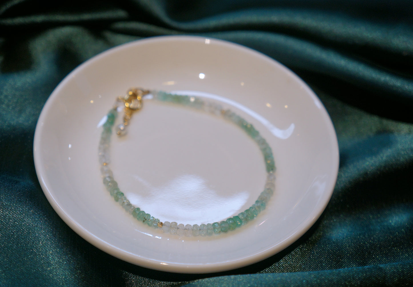 EMERALD｜漸層色祖母綠細切手鏈 E111404