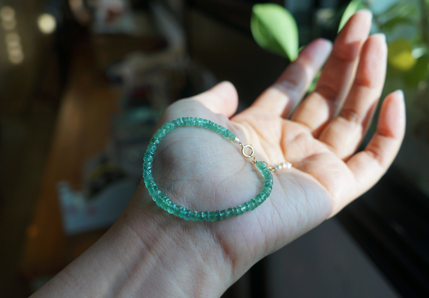 2025年終特價｜尚比亞祖母綠細切手鏈 E112401