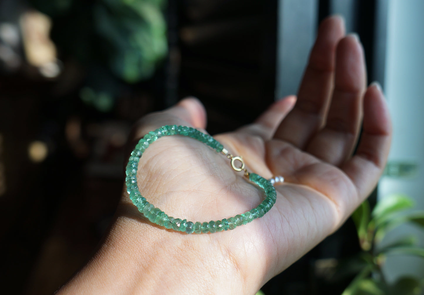 2025年終特價｜尚比亞祖母綠細切手鏈 E112401