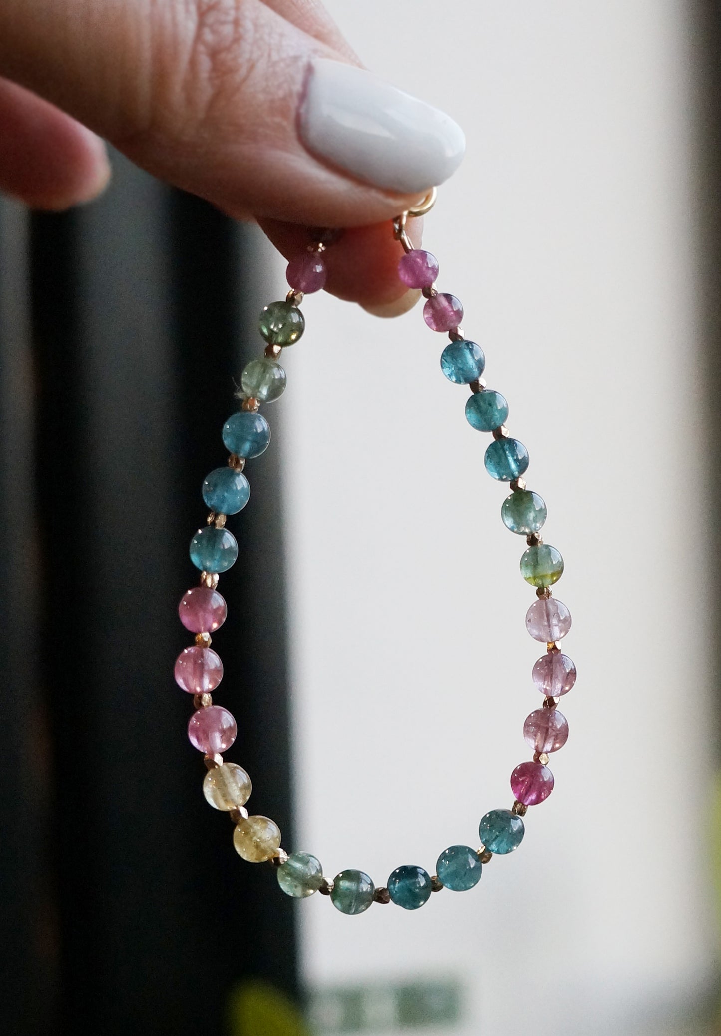 豔麗色｜彩虹碧璽小手鍊