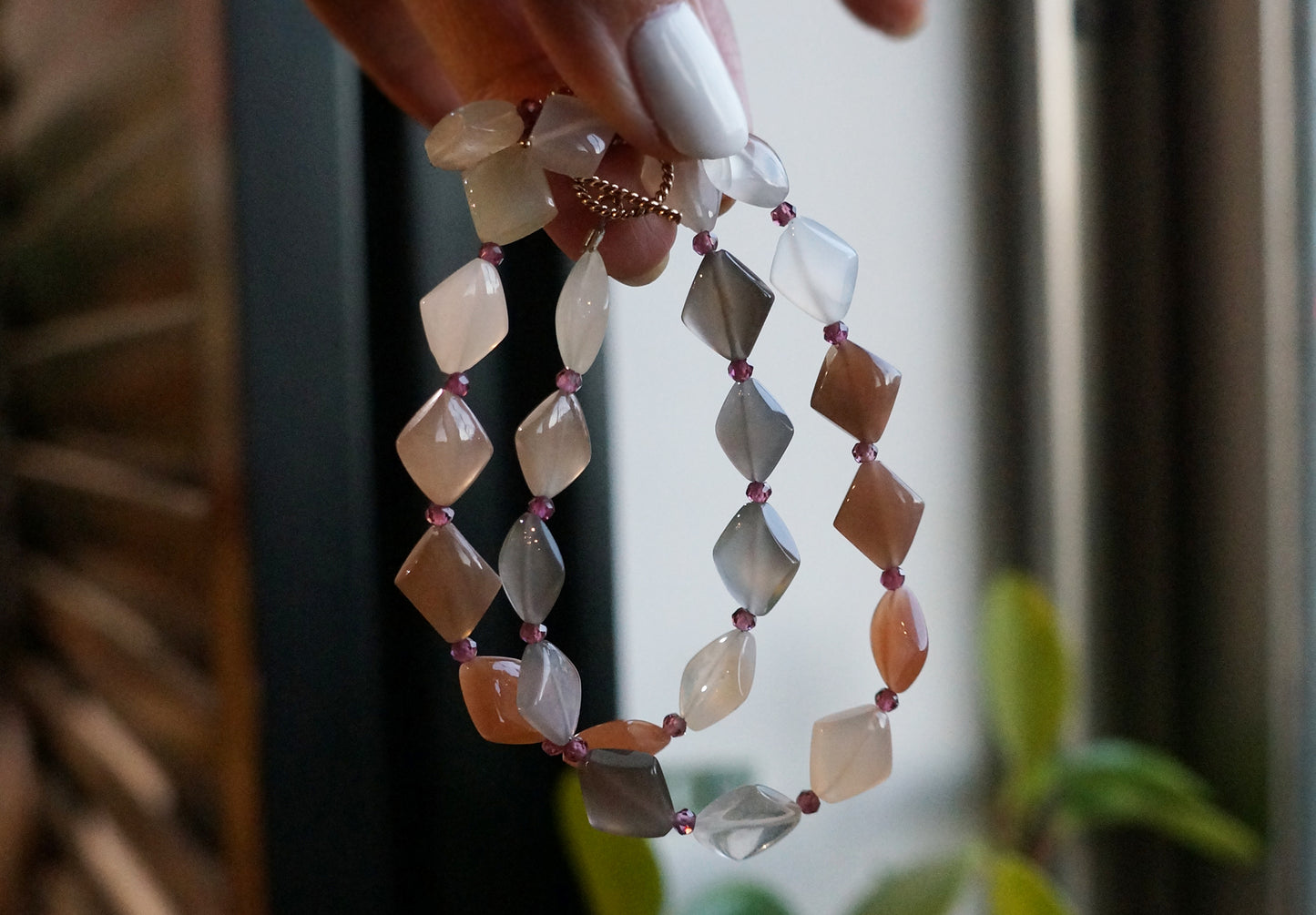 漸層色橘月光石菱形手鏈 E120304