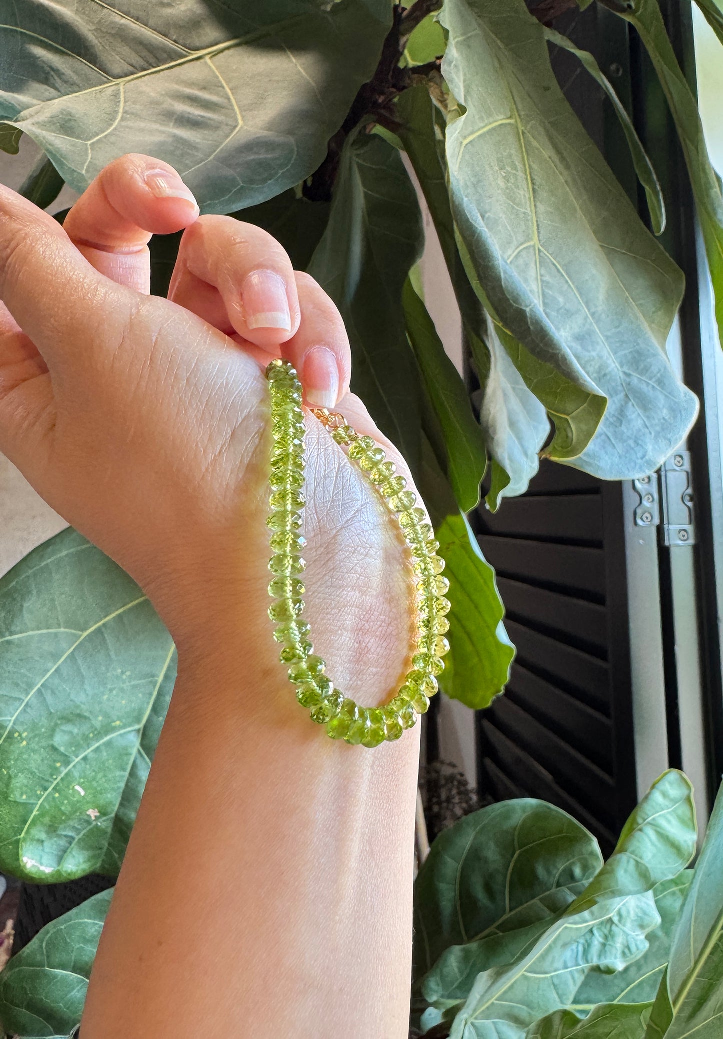 高品質 橄欖石閃亮切面手環 E102201