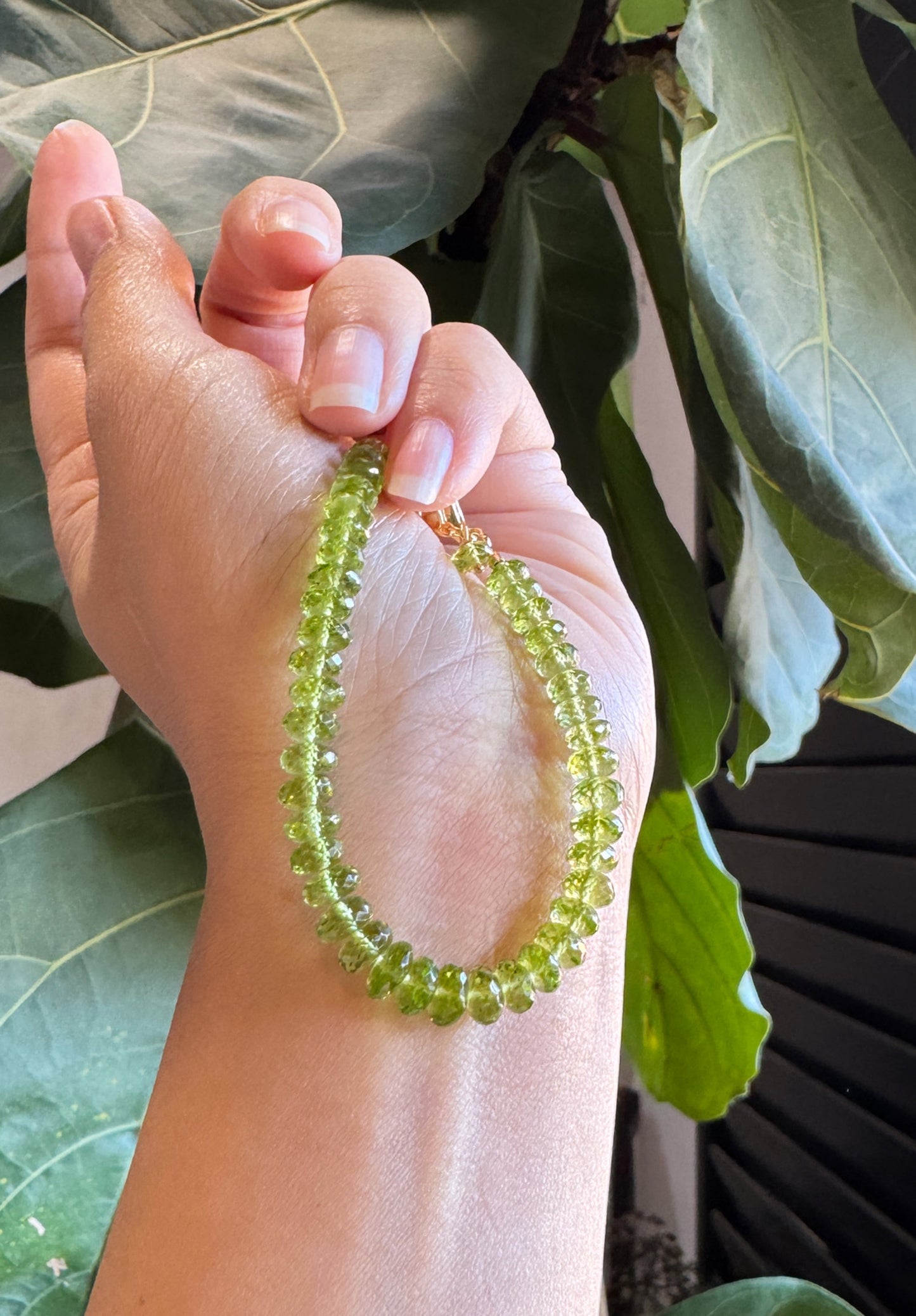 高品質 橄欖石閃亮切面手環 E102201