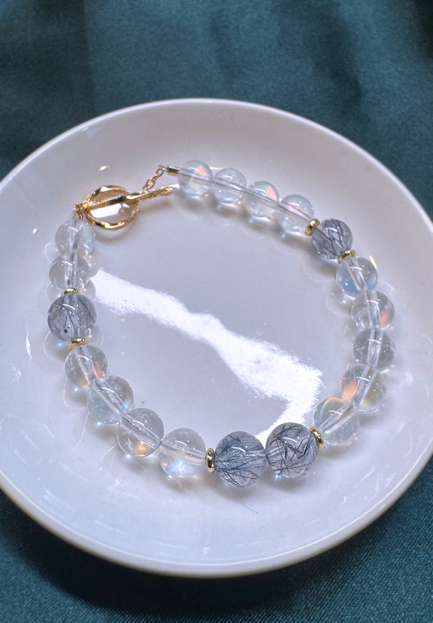 馬島月光 × 藍鋼絲水晶｜靜謐月光的優雅共舞