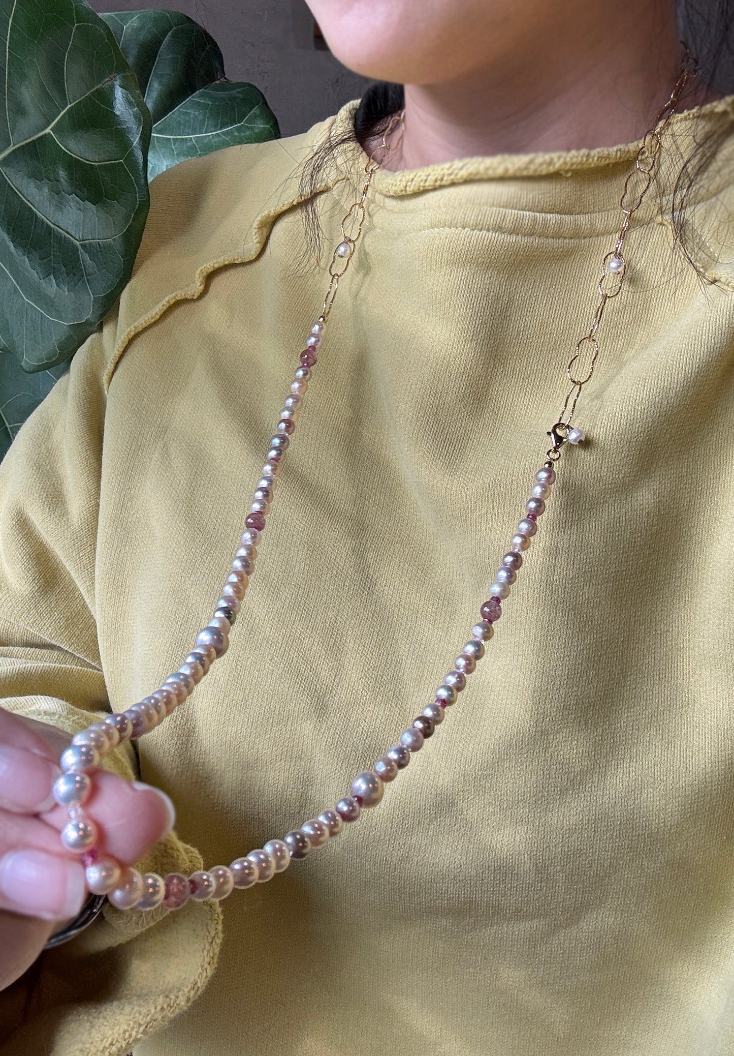 粉紫光｜圓滿彩珠長短兩用項鍊 B111404