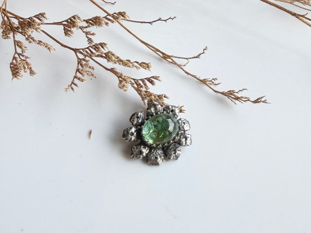 綠碧璽 手工蕾絲花銀墜 C060301