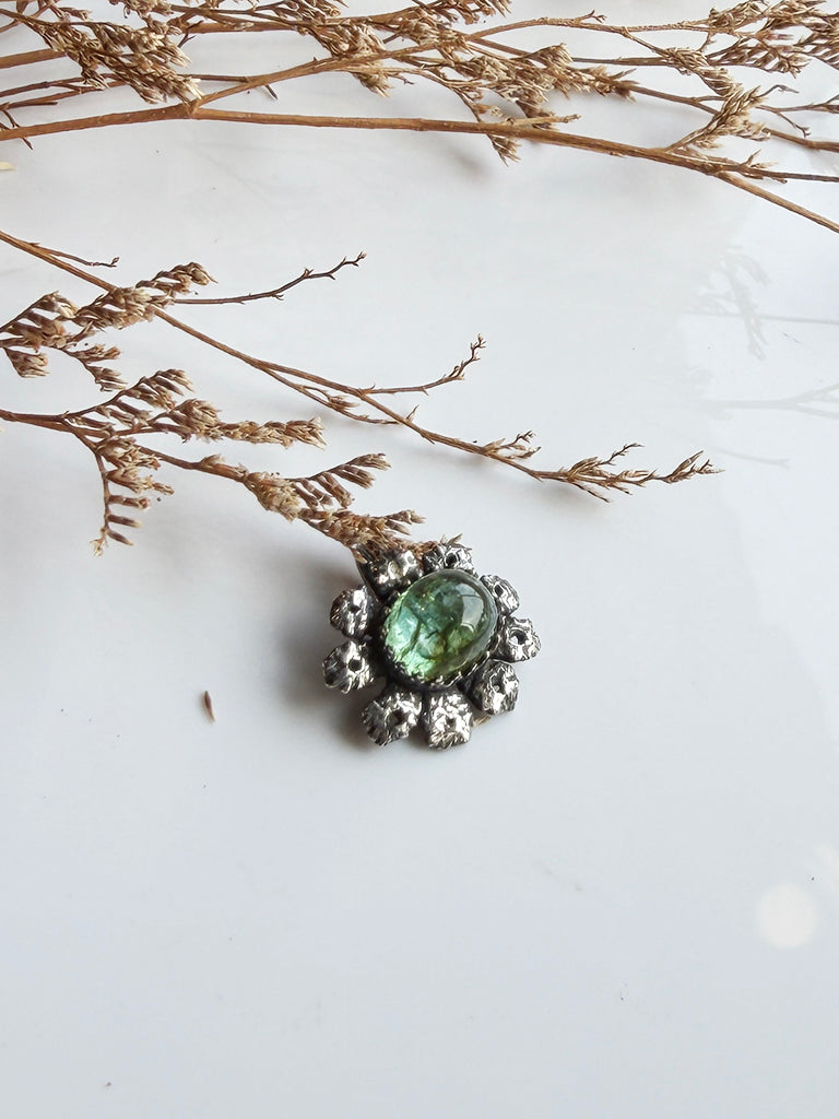 綠碧璽 手工蕾絲花銀墜 C060301