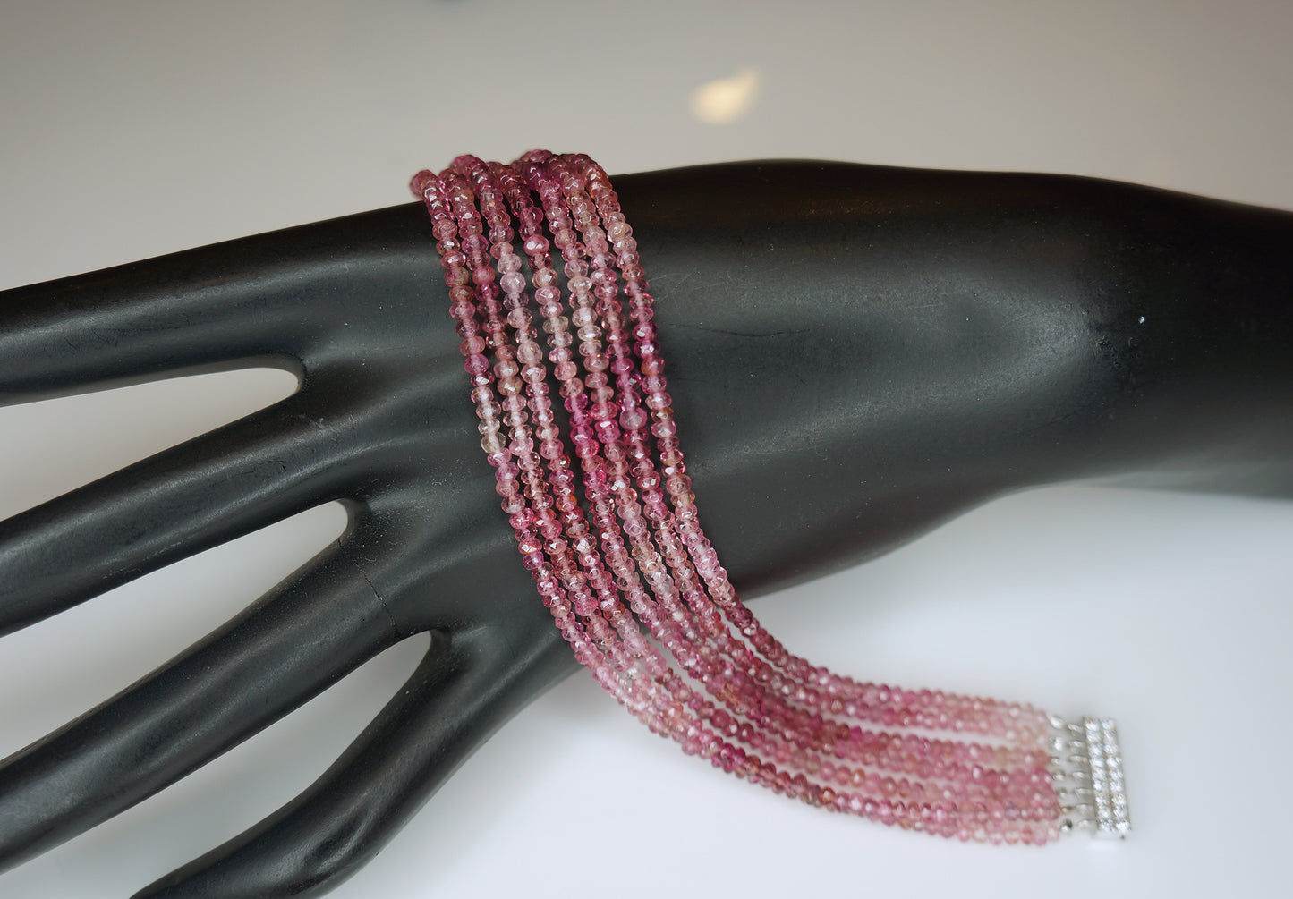 清秀佳人｜閃亮切面粉碧璽手鍊